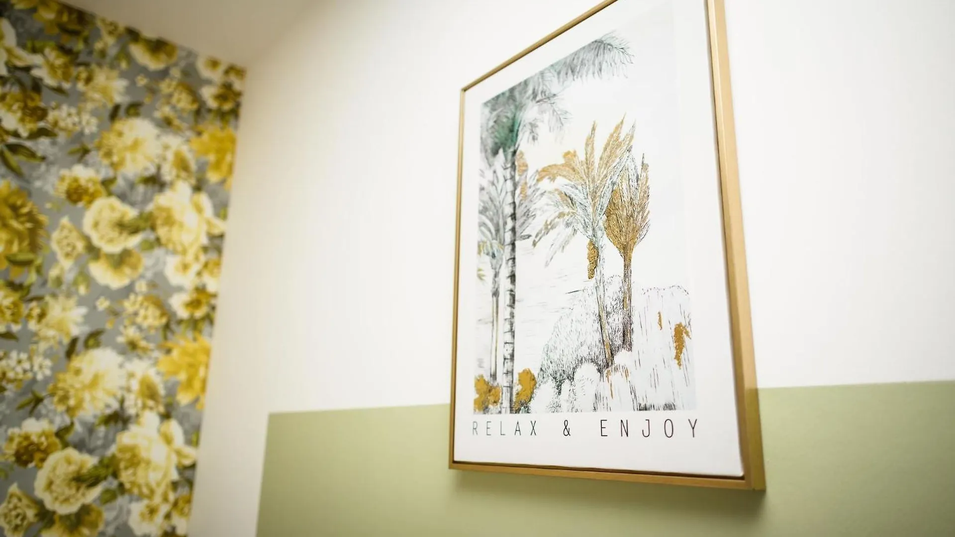 Muriel Retreat - Central Location - Free Parking, Fast Wifi, Smarttv With Netflix By Yoko Property Redcar 0*,